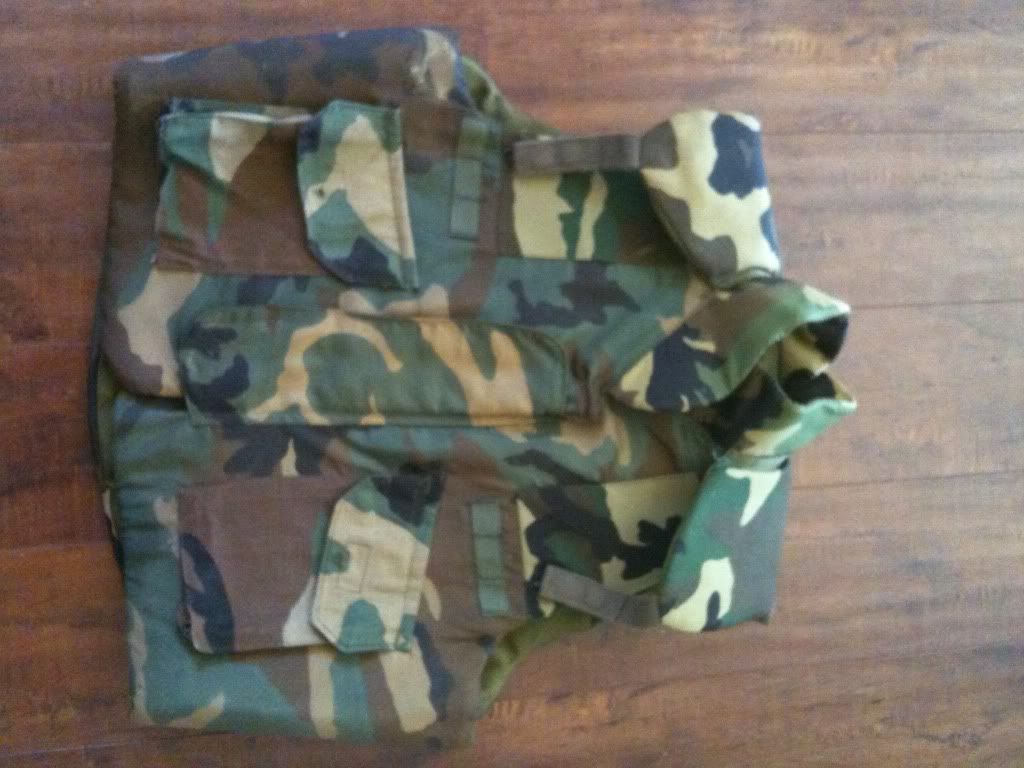 Tactical Vests / Pistol Holsters / S&W Airsoft Gun