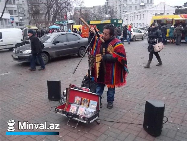Изгнанные Гаджибалой индейцы на Евромайдане (ФОТО) 1 Изгнанные Гаджибалой индейцы на Евромайдане (ФОТО)
