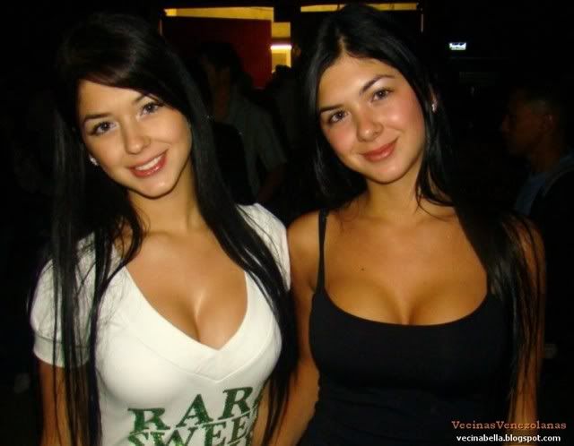 Meet Mariana and Camila Davalos They are USborn Colombian models who host