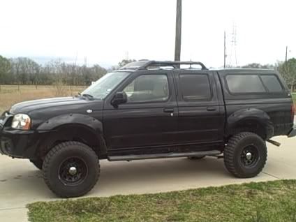 2001 Nissan frontier with 3 body lift #10