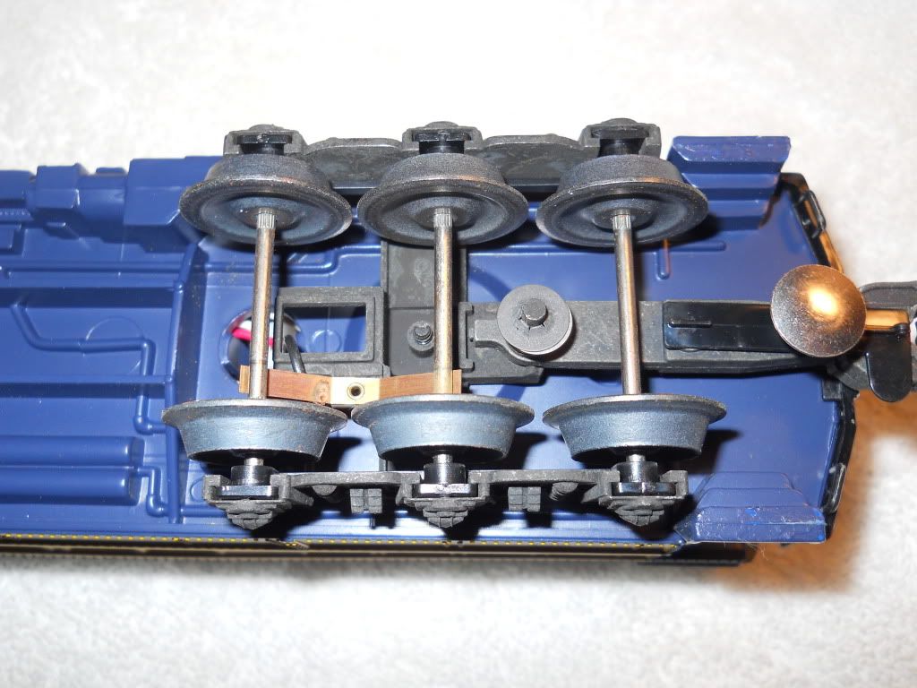 Lionel Base Plate Coupler With Slide Shoe Part 483-2 used on ALL Operating Cars! 