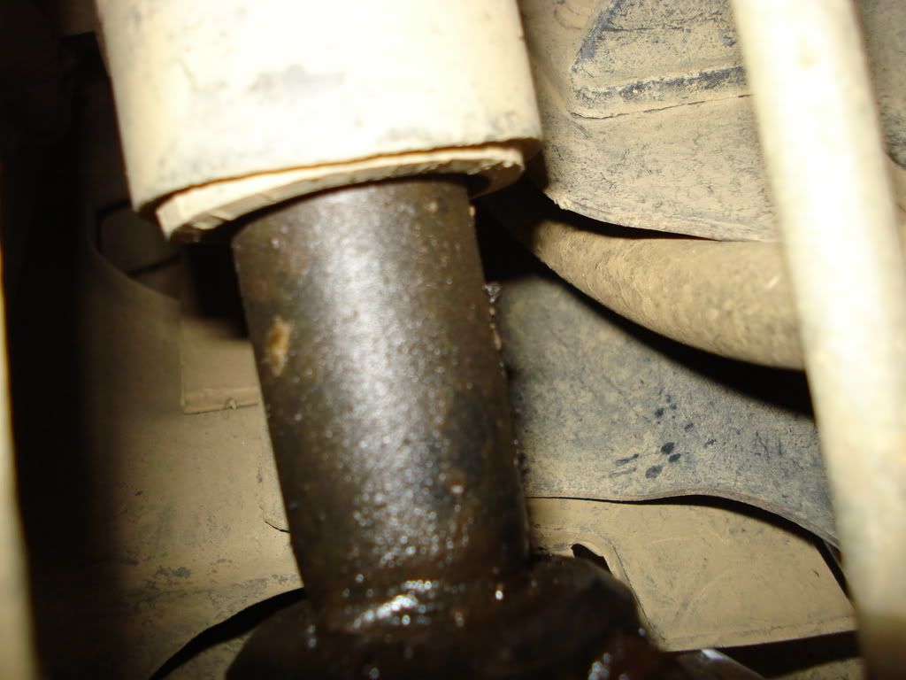 Steering box leaking plz HELP!!!!!!! Jeep Enthusiast Forums