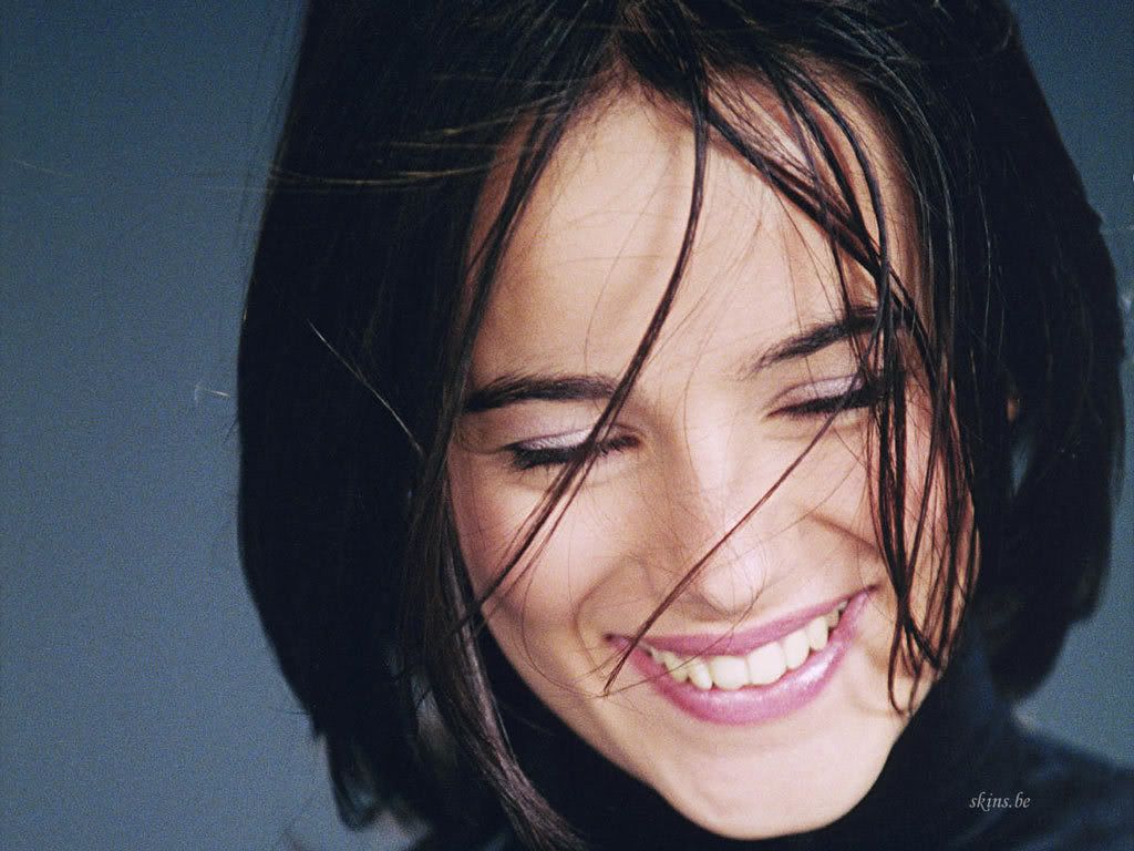 alizee-1024x768-16389.jpg