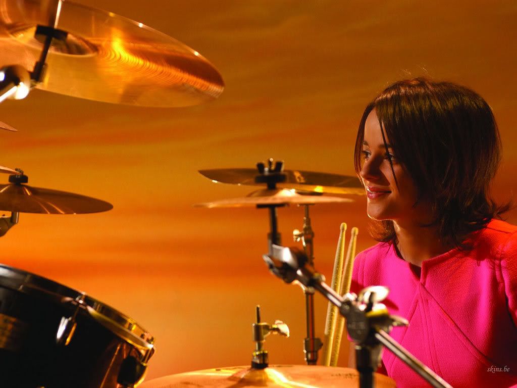 alizee-1024x768-16403.jpg
