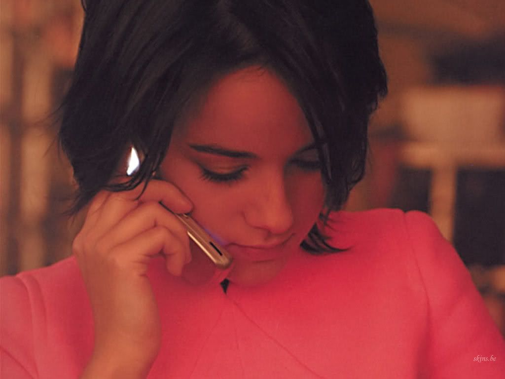 alizee-1024x768-16407.jpg