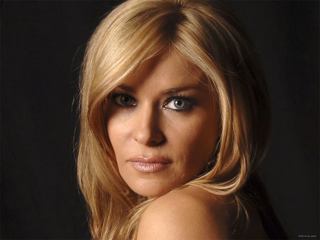 carmen-electra-1024x768-24130.jpg