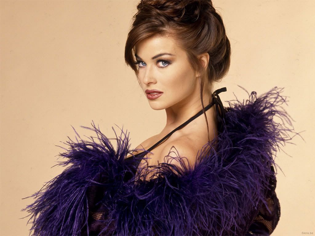 carmen-electra-1024x768-25056.jpg