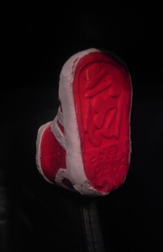 chuckyshoe2_zpsa1190f4c.jpg