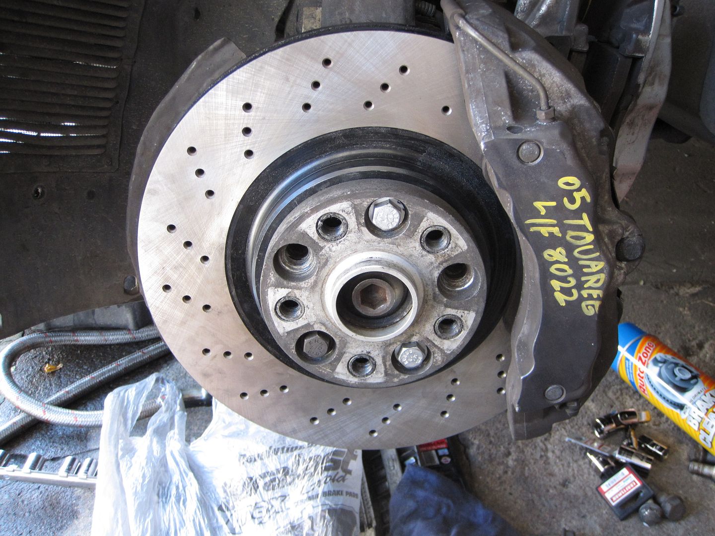 For Audi A4 05-08 Basic Brake KIT Disc Rotors /& Ceramic Pad Sets Original Brembo