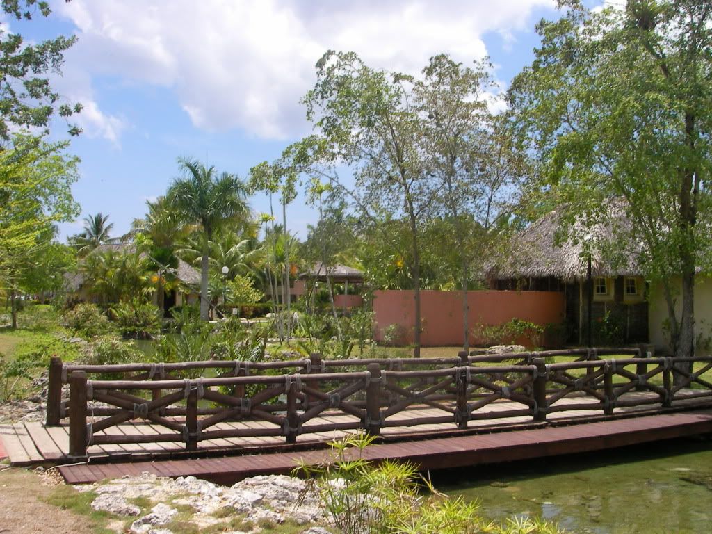 HOTEL BE LIVE CANOA BAYAHIBE (HISTORICO 1) - Foro Punta Cana y República Dominicana