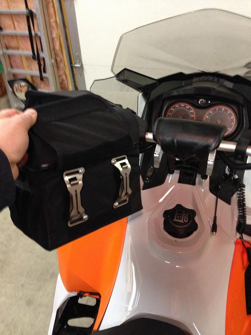 Quickrelease handlebar bag SkiDoo Snowmobiles Forum