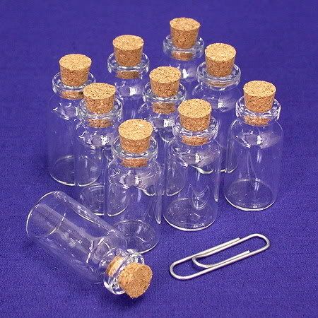 100 GLASS STORAGE/DISPLAY BOTTLE/JAR WITH CORK   Z31  